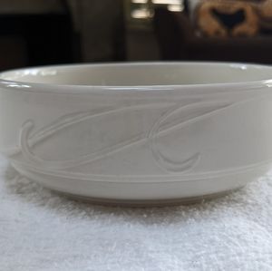 Lyrica bowl